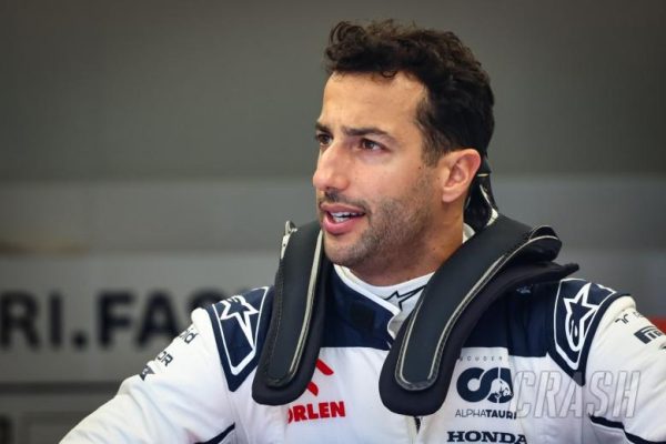Yuki Tsunoda on Daniel Ricciardo's arrival: "The slower guy won't make it to Red Bull"