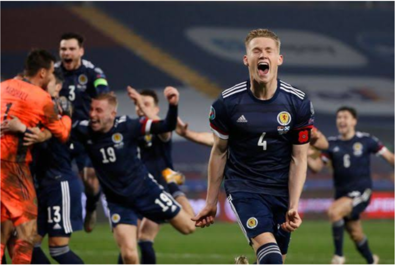 Scott McTominay sends a message to Erik ten Hag after leaving Scotland on the verge of the Euros